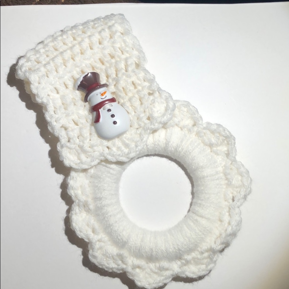 Snowman kitchen towel hanger frosty